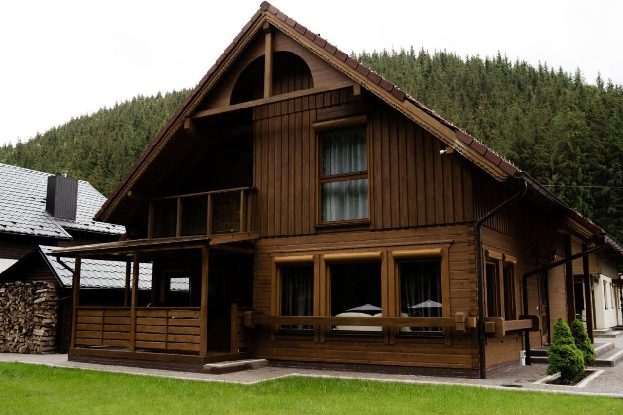 Villa Berghaus Bukovel Exterior foto